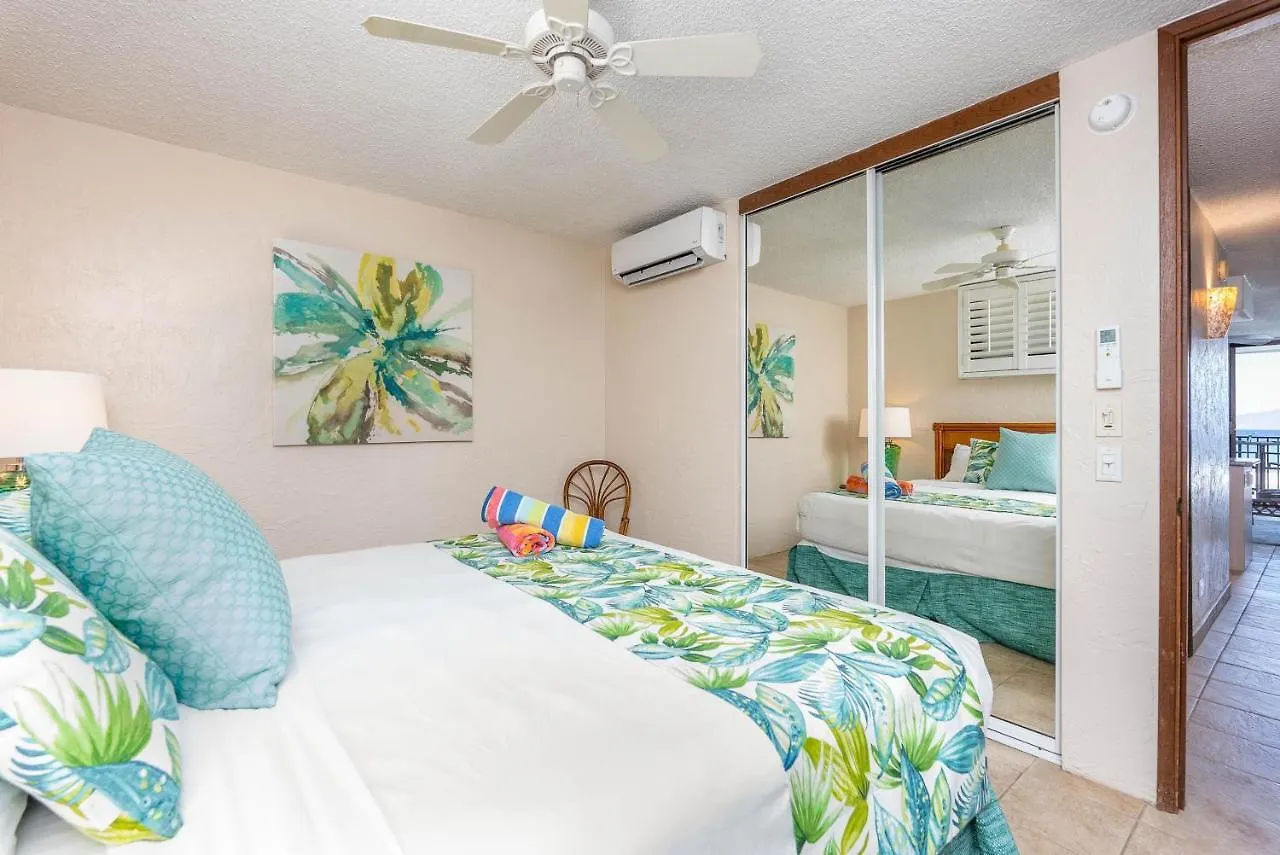 Papakea L207 Ocean Front 1 Bedroom Condo Kahana 0*,  United States