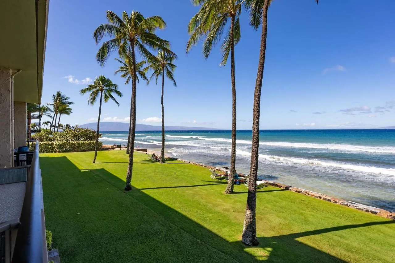Papakea L207 Ocean Front 1 Bedroom Condo Kahana